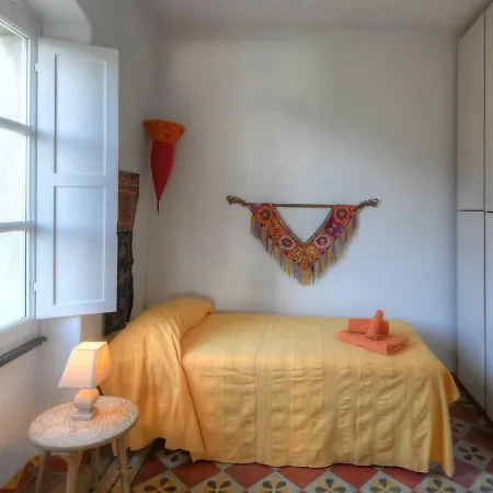 Дом отдыха Antica Casa Del Canto-relax, Natura, Bike, Fast Wifi, Private Parking Calice Ligure