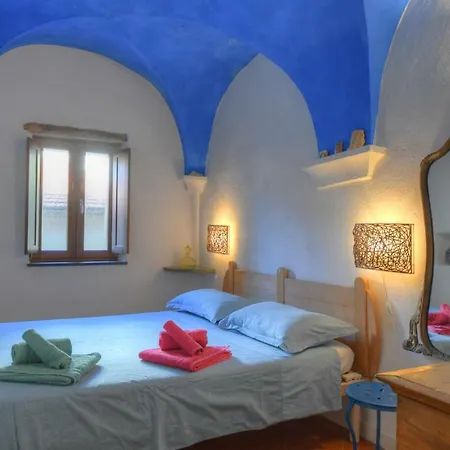 Antica Casa Del Canto Mirella - Private Parking