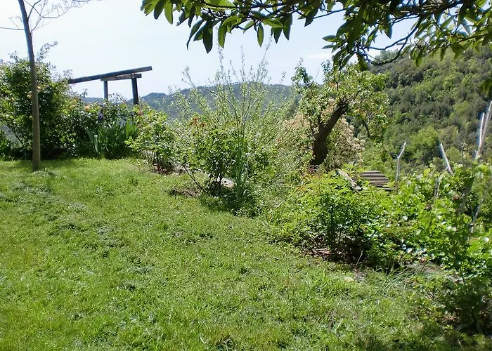 Feriehus Antica Casa Del Canto-relax, Natura, Bike, Fast Wifi, Private Parking Calice Ligure