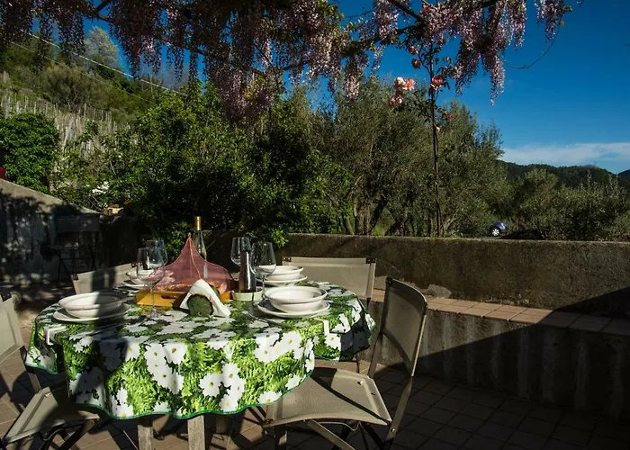 Antica Casa Del Canto-relax, Natura, Bike, Fast Wifi, Private Parking בית נופש