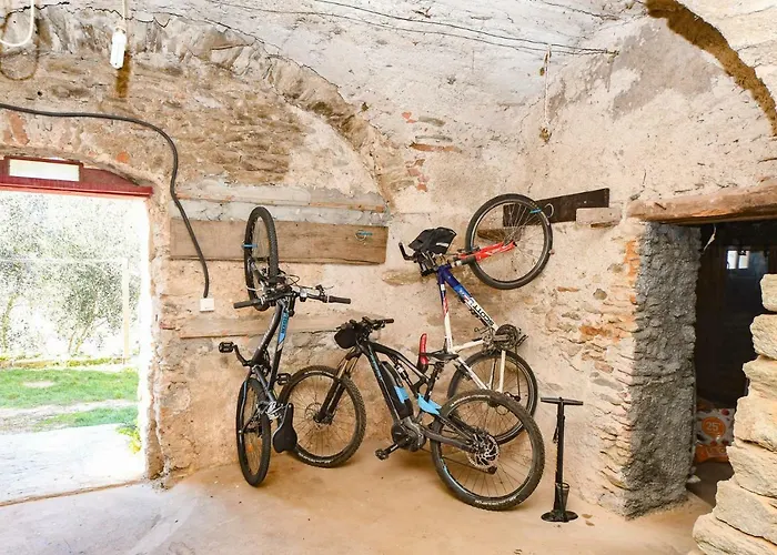 Antica Casa Del Canto-relax, Natura, Bike, Fast Wifi, Private Parking בית נופש Calice Ligure