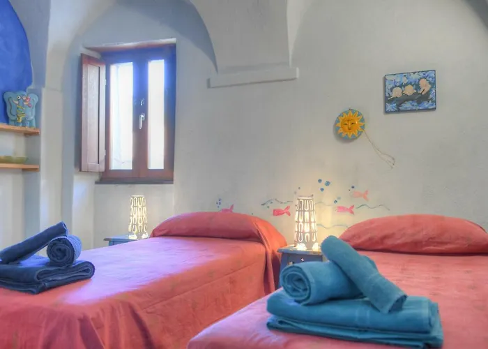 Feriehus Antica Casa Del Canto-relax, Natura, Bike, Fast Wifi, Private Parking Calice Ligure
